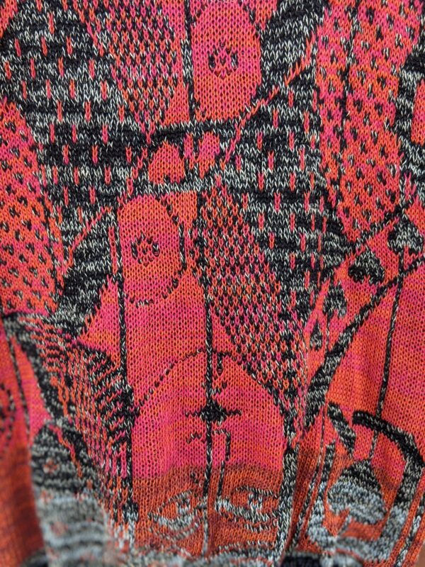 queen of hardship vest - Image 5