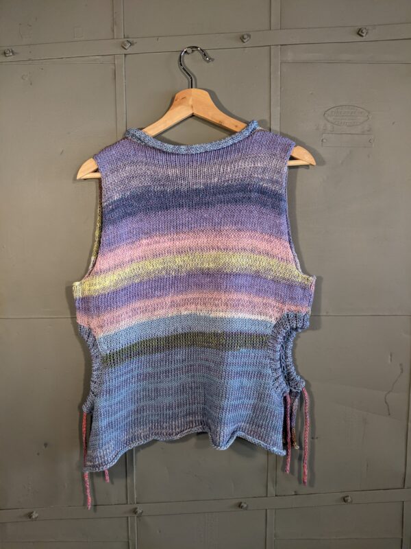 the void IV tank top - Image 4