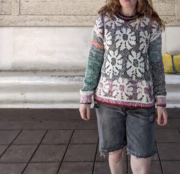 Daisy pullover sweater - Image 3
