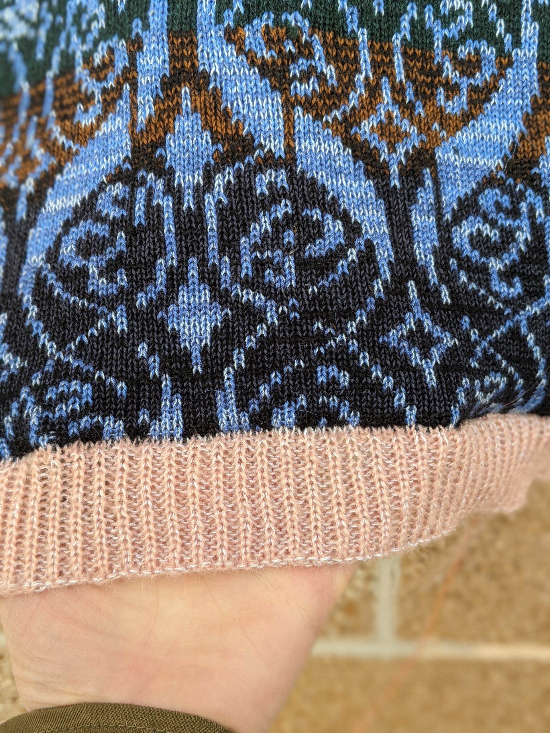 Cacophony sweater vest - Image 4